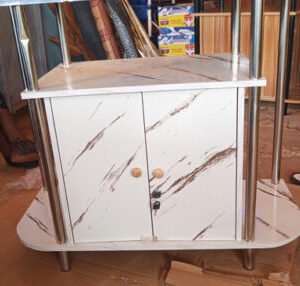 Table a TV