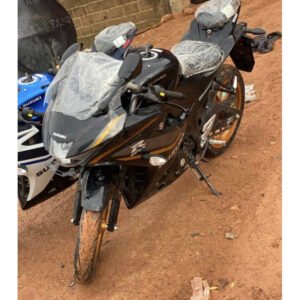 Moto Suzuki